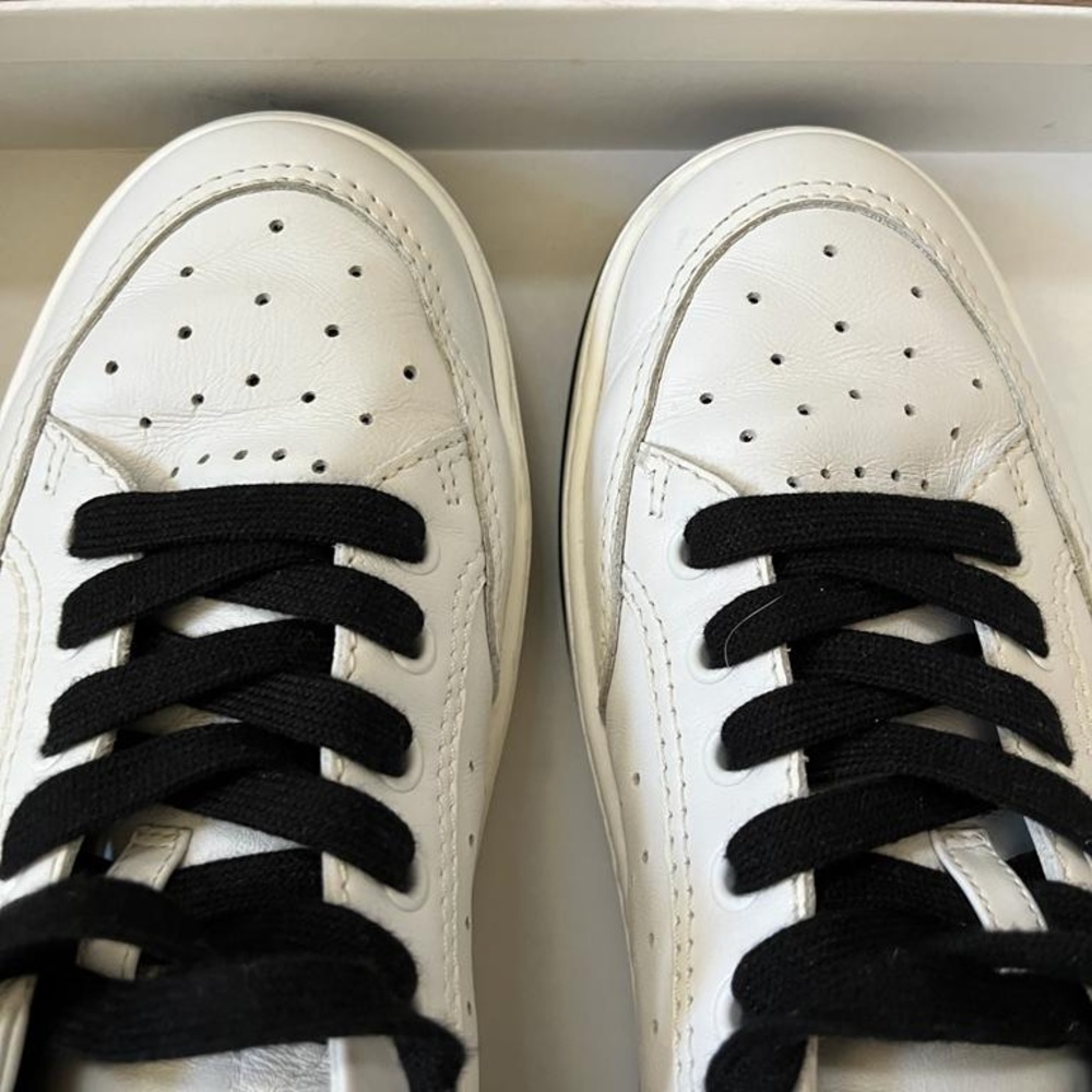 Chanel sneakers - Picture 9 of 11